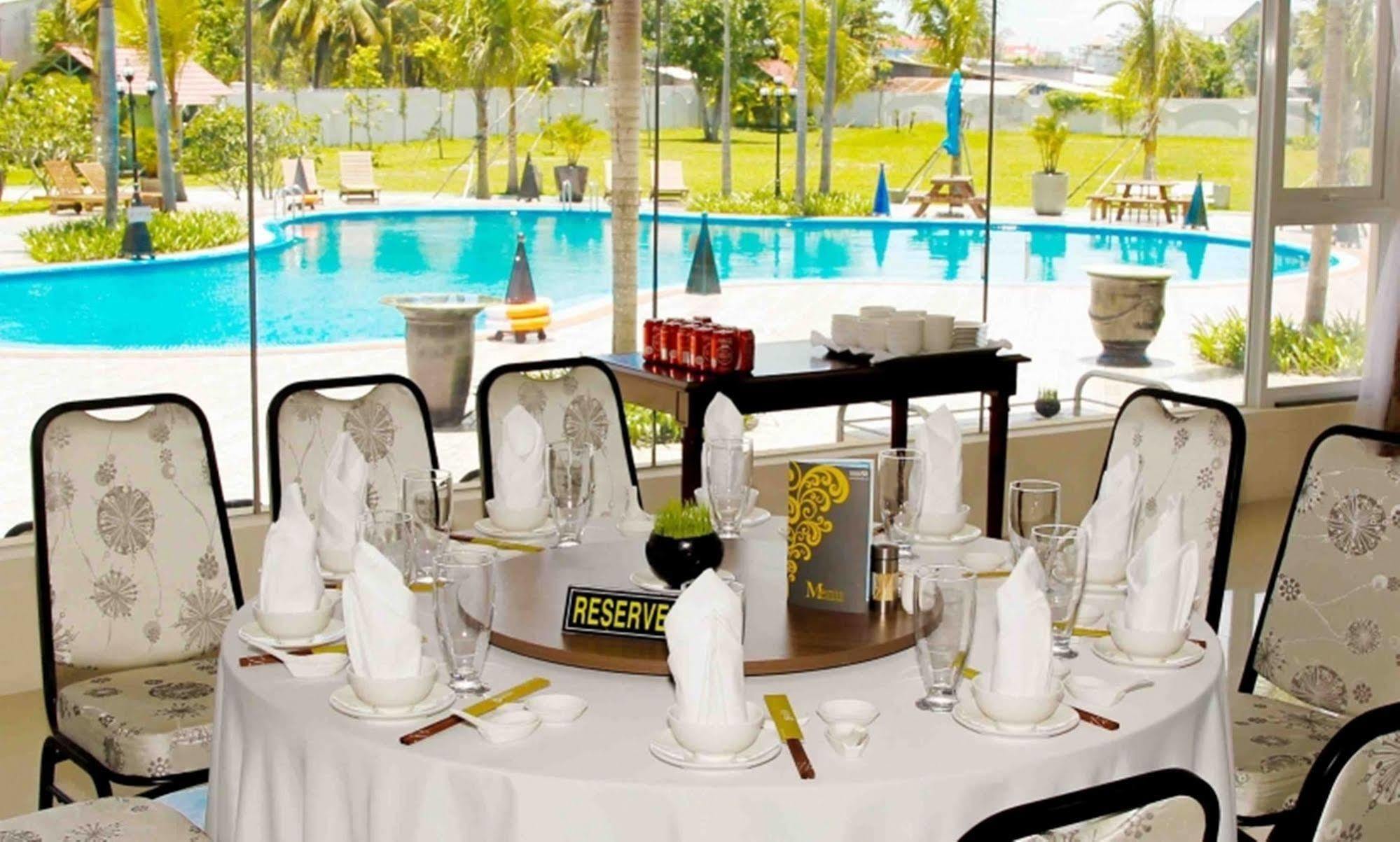 Sai Gon Rach Gia Hotel Exterior photo